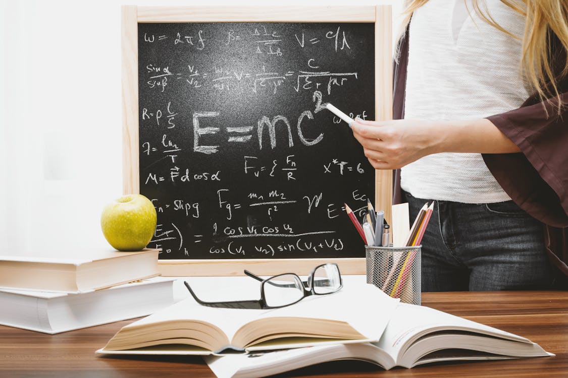 教育業AI工具推介推薦:AI Physics Tutor